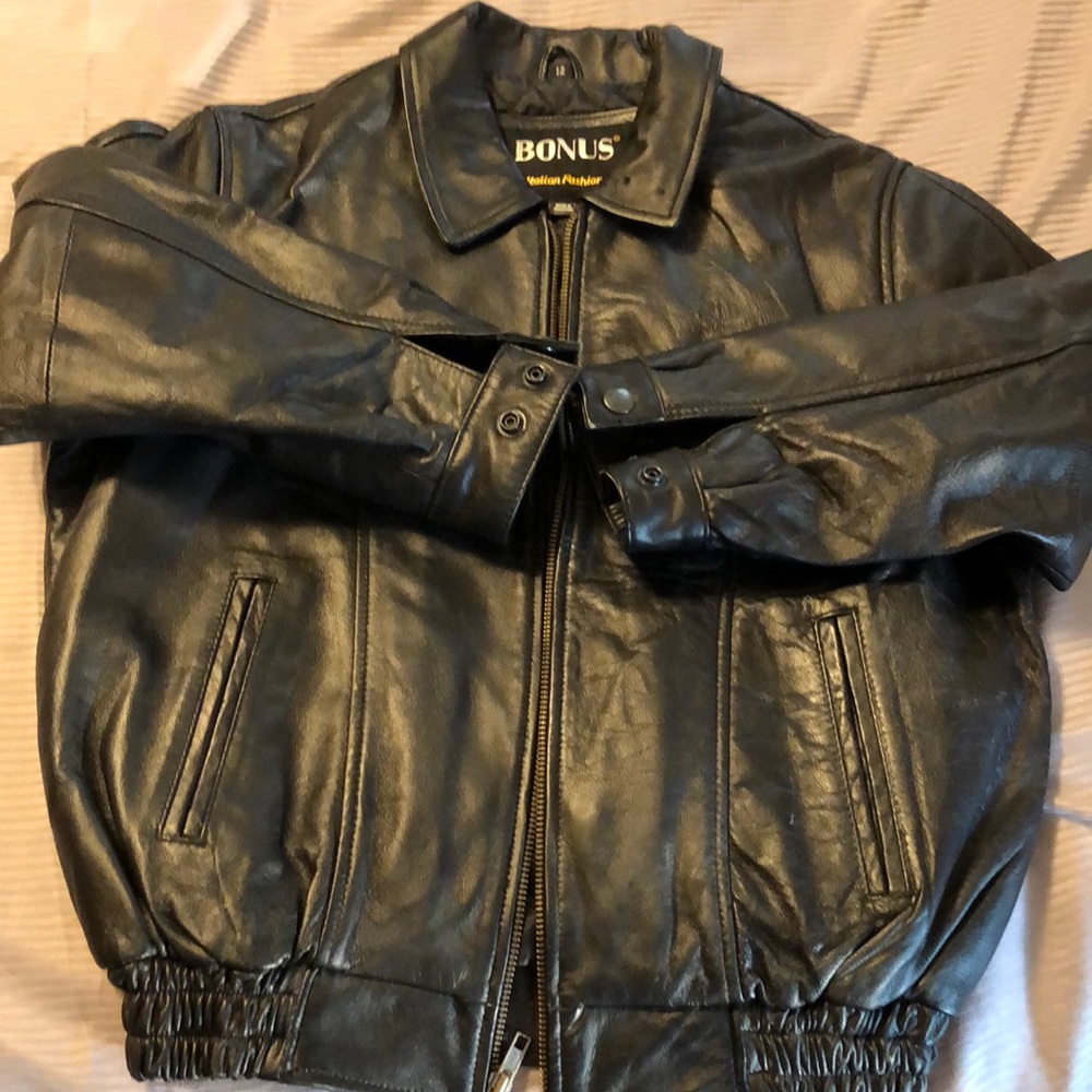 Childs leather bomber jacket size 12 NWOT